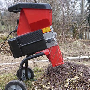 Cómo hacer mantillo en casa para el jardín